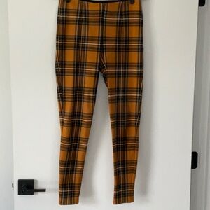 Slim Factor by Investments - Plaid Legging - Size Medium